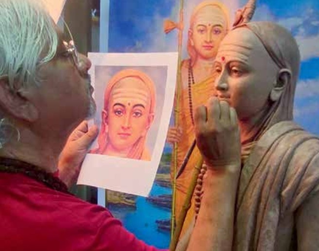 <p>
 Shri Bhagwan Rampure a proud alumnus of the prestigious J.J. School of Art in Mumbai, has garnered numerous accolades for his artistic brilliance, including the esteemed Abhang Kalakar Puraskar from the Maharashtra State Art Exhibition, the revered Gaurav Puraskar from the Shree Siddhi Vinayak Mandir Trust in Mumbai and the coveted Art Society of India award.
</p>